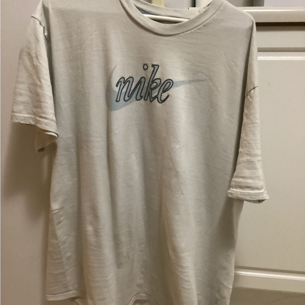 Nike Men's Light Blue Short Sleeve Tee Shirt